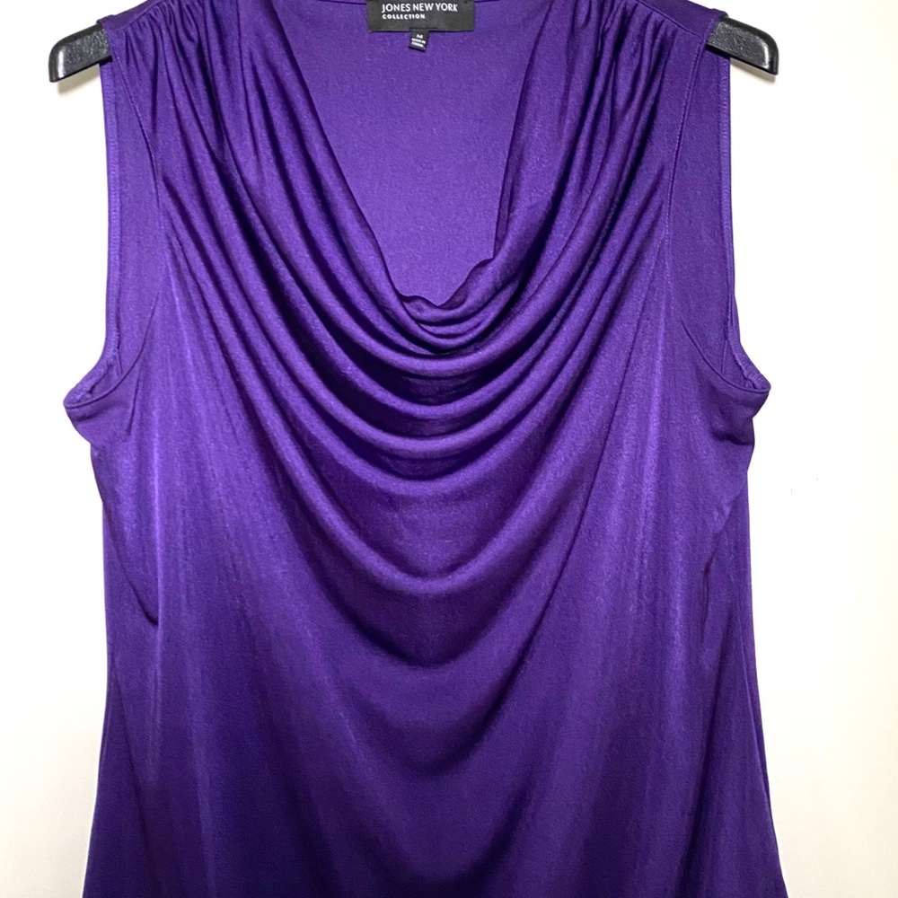 Beautiful purple sleeveless top